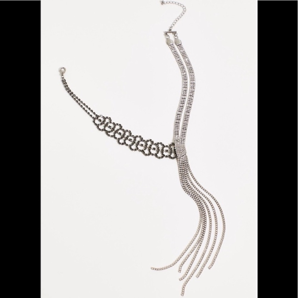 Edge of Romance Necklace